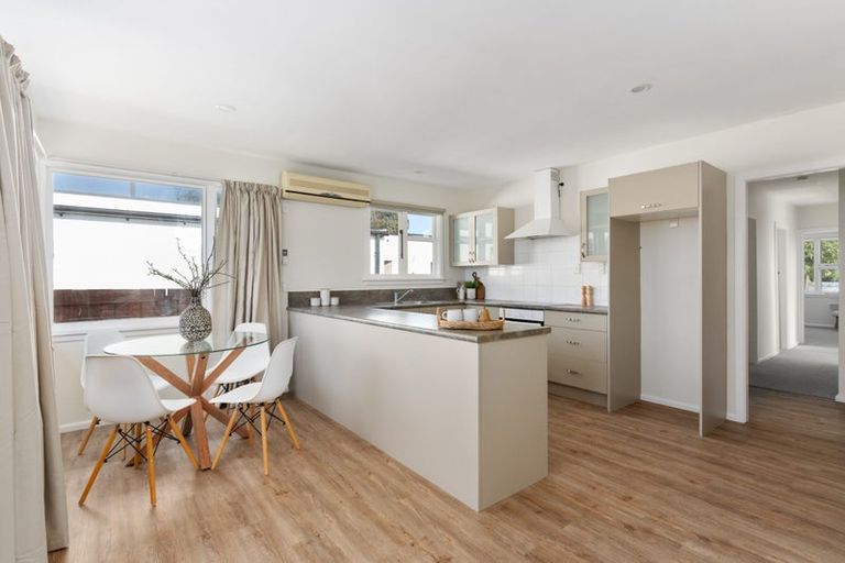 Photo of property in 32 Hounslow Street, Ilam, Christchurch, 8041