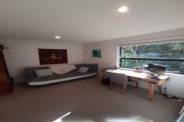 Photo of property in 15/8u Thatcher Crescent, Crofton Downs, Wellington, 6035