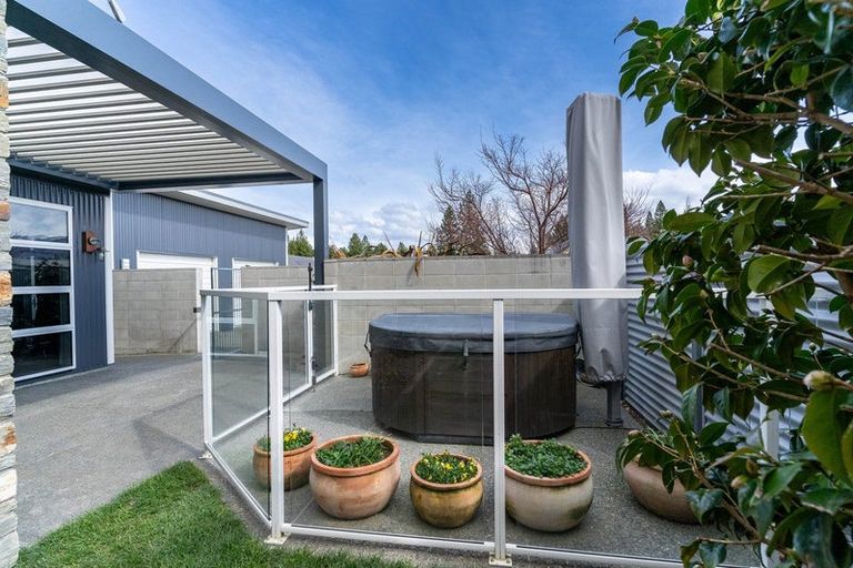 Photo of property in 31 Rhoboro Road, Twizel, 7901