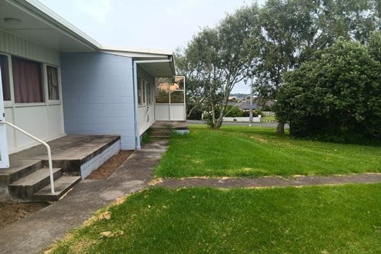 Photo of property in 18 Kent Street, Waiuku, 2123