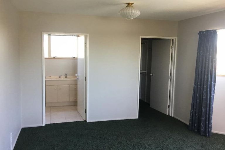 Photo of property in 30 Doncaster Street, Sockburn, Christchurch, 8042