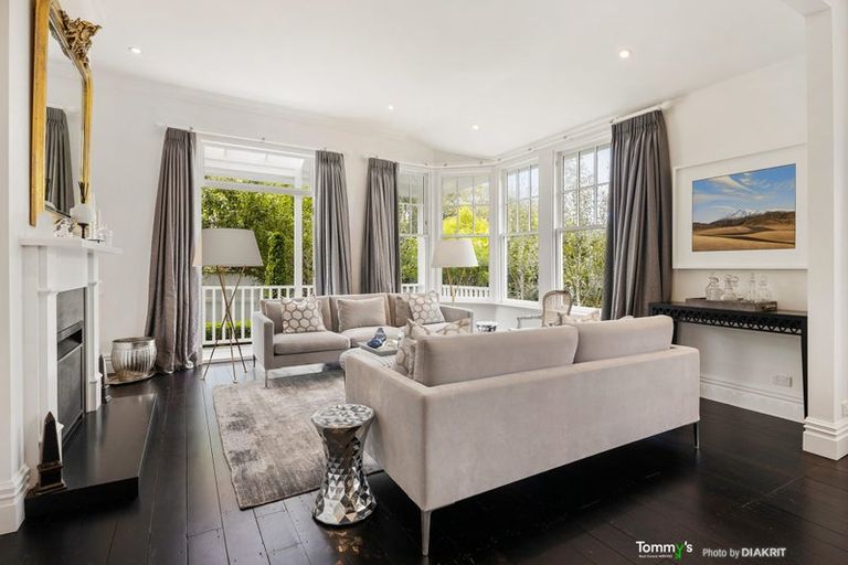 Photo of property in 17b Homewood Avenue, Karori, Wellington, 6012