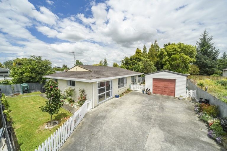 Photo of property in 4a Cedar Crescent, Feilding, 4702