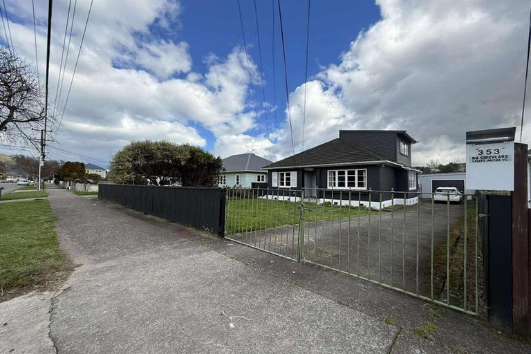 Photo of property in 353 Waiwhetu Road, Fairfield, Lower Hutt, 5011