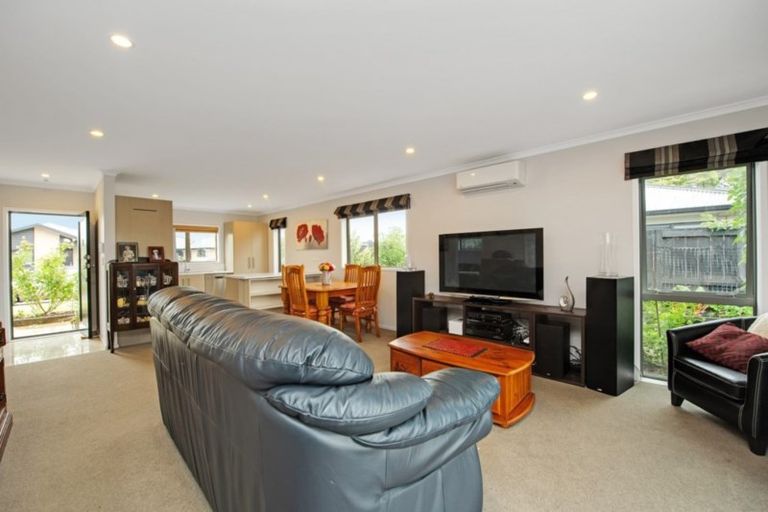 Photo of property in 14/11u Errol Close, Burbush, Hamilton, 3288
