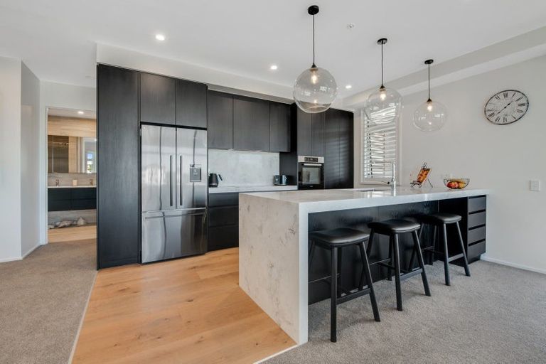 Photo of property in Eaves Bush Parade, Orewa, 0931