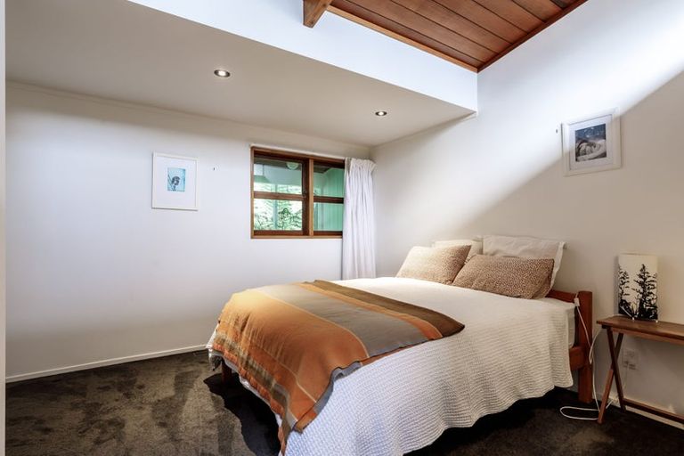 Photo of property in 164 Konini Road, Titirangi, Auckland, 0604