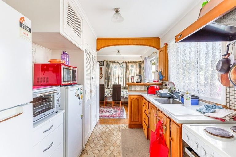 Photo of property in 805 Te Atatu Road, Te Atatu Peninsula, Auckland, 0610