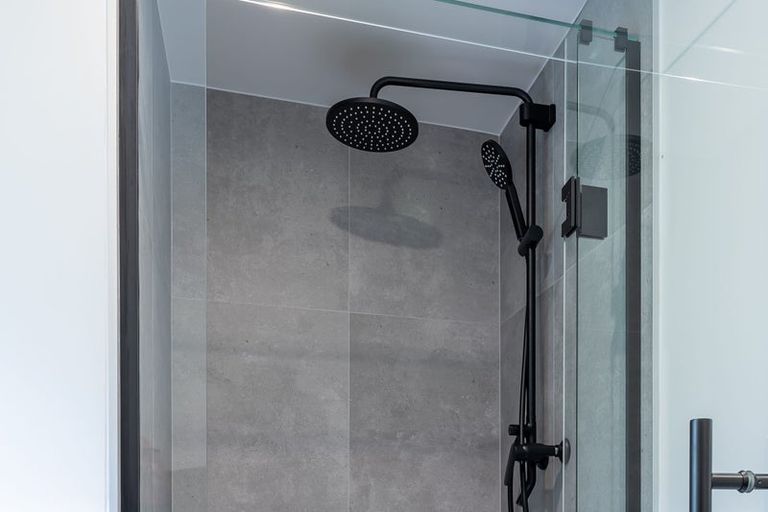 Photo of property in 31 Lanigan Street, Birkdale, Auckland, 0626