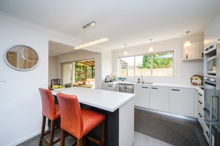 Photo of property in 33 Newcastle Street, Hokowhitu, Palmerston North, 4410