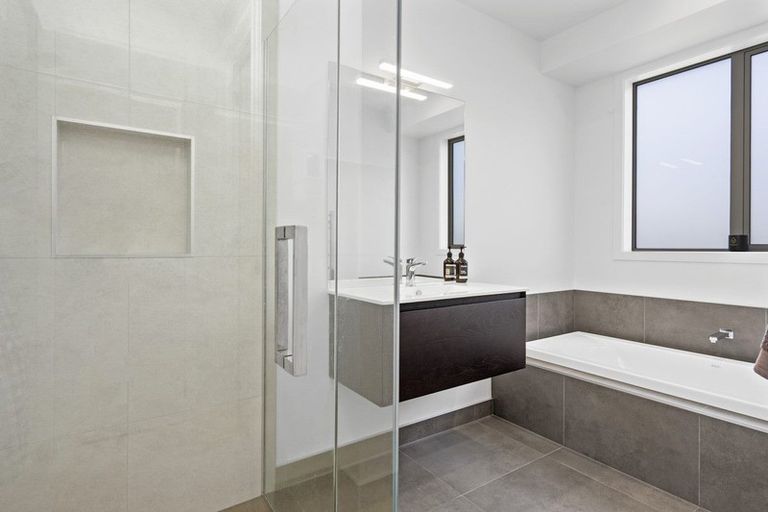 Photo of property in 39 Mike Smith Drive, Cambridge, 3434