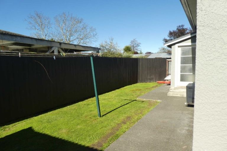 Photo of property in 2/118 Cranford Street, St Albans, Christchurch, 8014