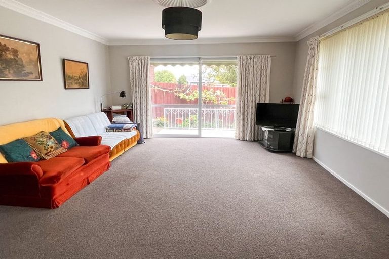 Photo of property in 5a Westgrove Avenue, Avonhead, Christchurch, 8042