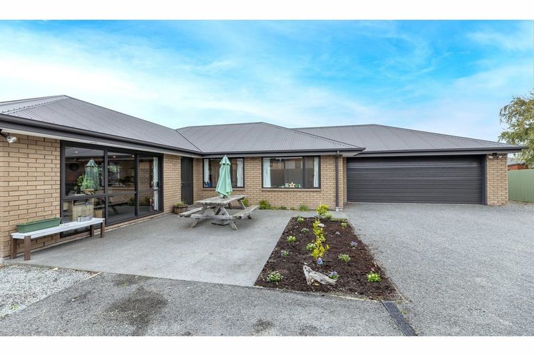Photo of property in 98a Percival Street, Rangiora, 7400
