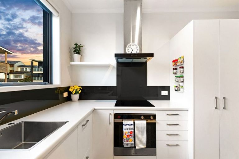 Photo of property in 19a Meteor Road, Hobsonville, Auckland, 0616