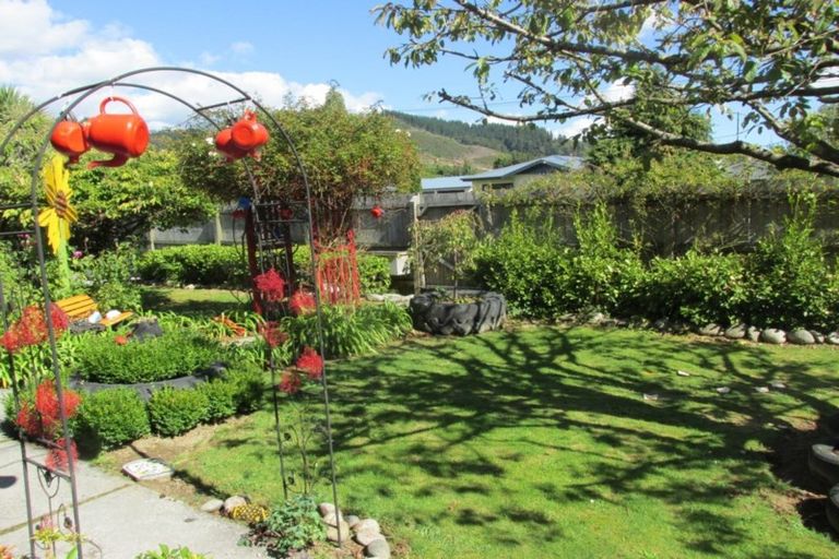 Photo of property in 63 Main Street, Reefton, 7830