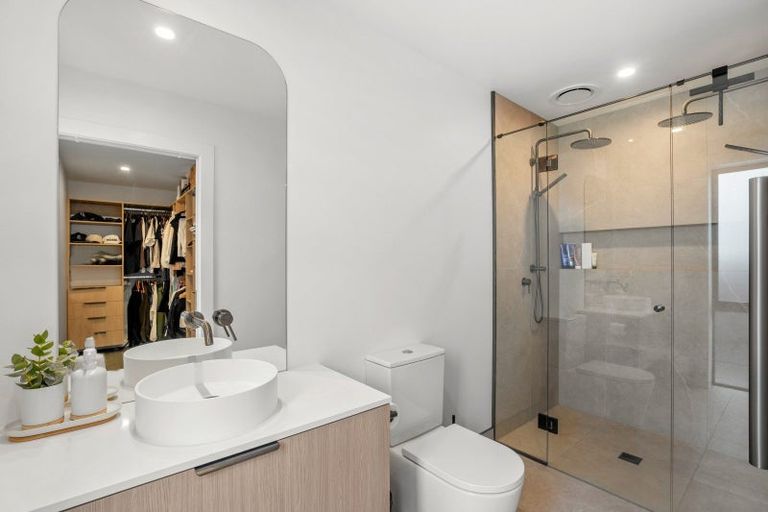 Photo of property in 17 Dunn Street, Lake Hawea, 9382