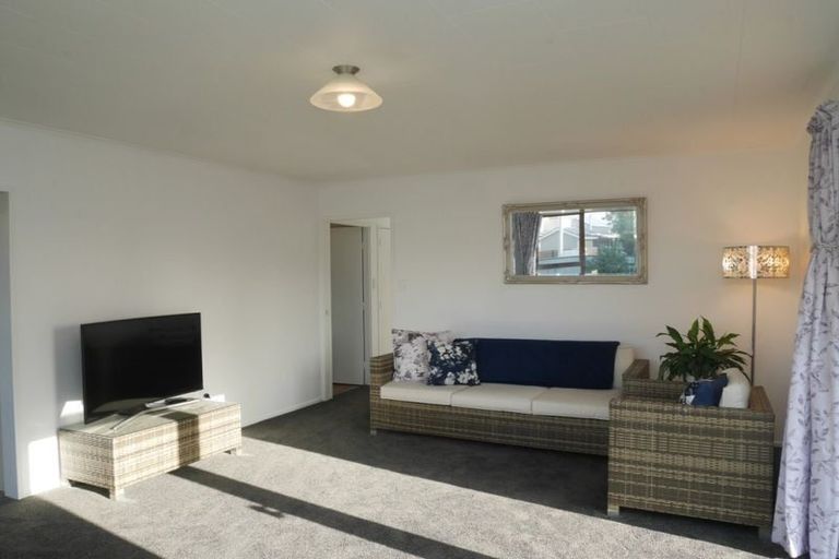 Photo of property in 62a Mazengarb Road, Paraparaumu Beach, Paraparaumu, 5032