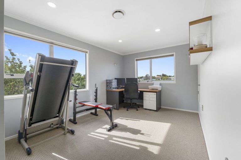 Photo of property in 12a Sycamore Grove, Lower Vogeltown, New Plymouth, 4310