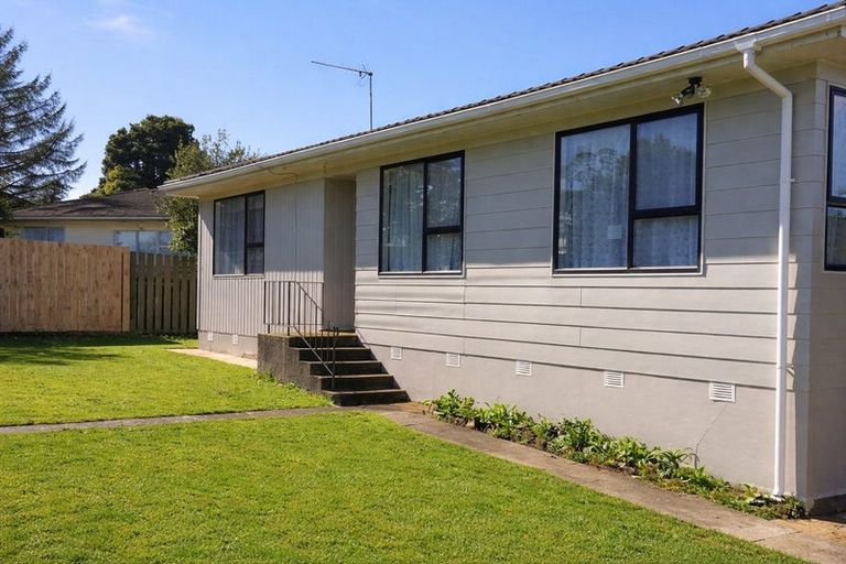 Photo of property in 5 Tamworth Close, Manurewa, Auckland, 2102