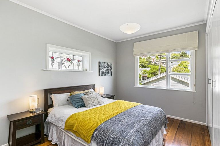 Photo of property in 15 Omar Street, Khandallah, Wellington, 6035