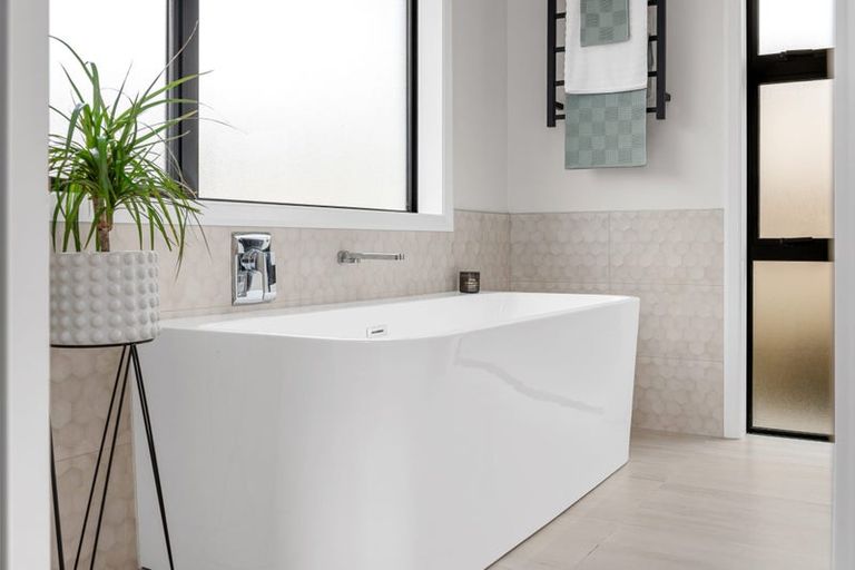 Photo of property in 6 Harrier Court, Flagstaff, Hamilton, 3210