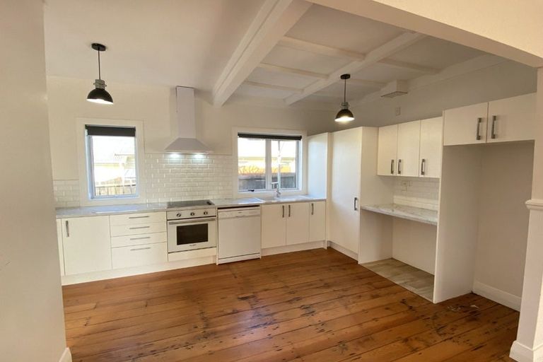 Photo of property in 9 School Road, Tuakau, 2121