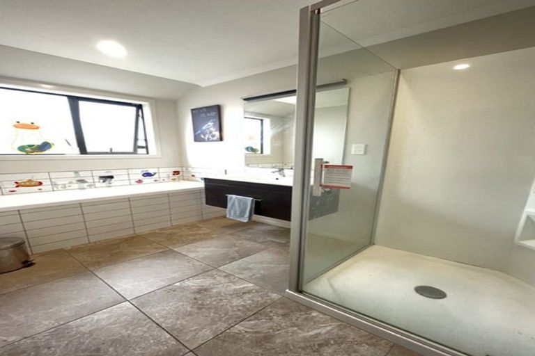 Photo of property in 168 Navigation Drive, Whitby, Porirua, 5024