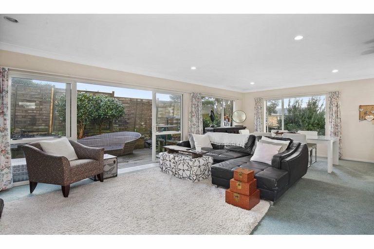 Photo of property in 25d King Street, Waiuku, 2123