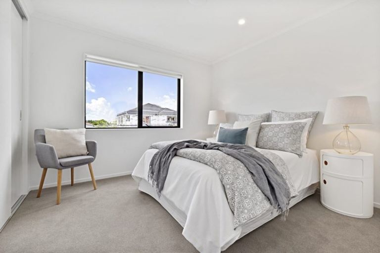 Photo of property in 22 Pepene Avenue, Takanini, 2112