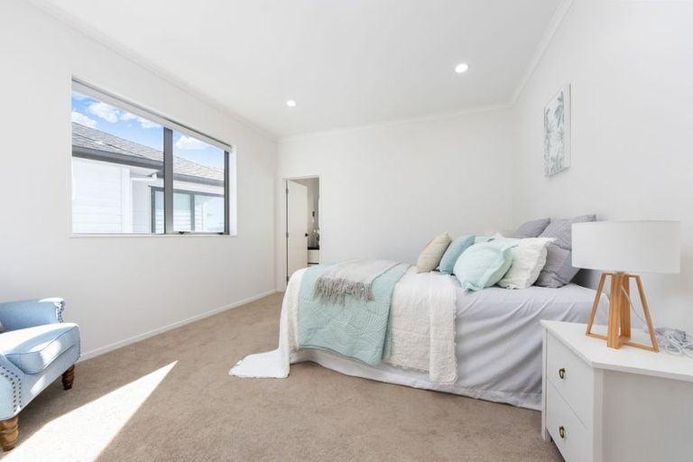 Photo of property in 20 Evergreen Parade, Rosehill, Papakura, 2113