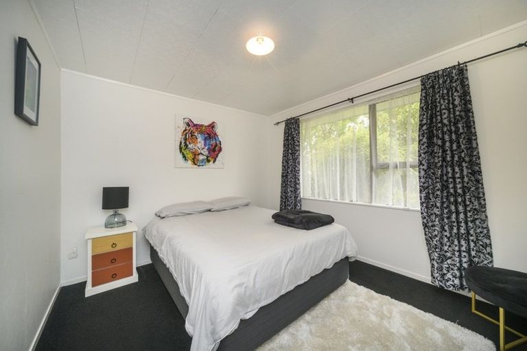 Photo of property in 37a Peter Hall Drive, Kelvin Grove, Palmerston North, 4414