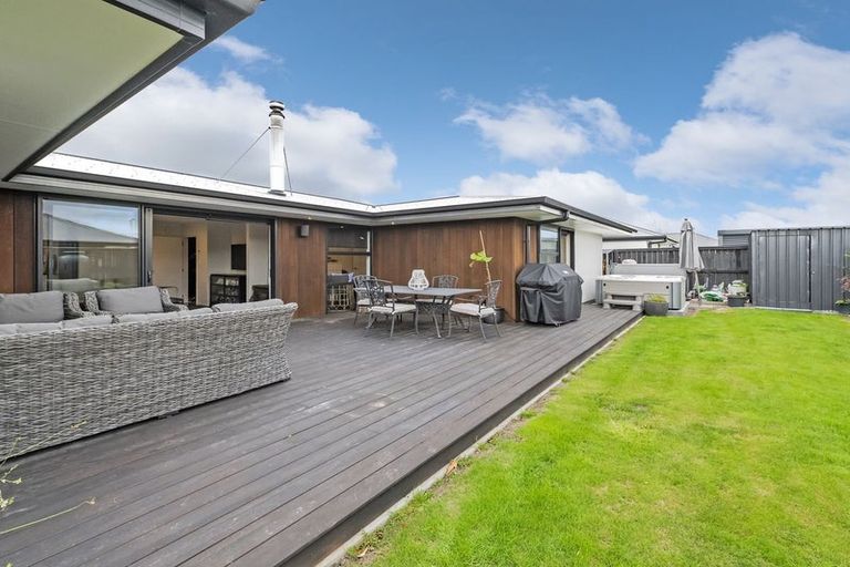 Photo of property in 10 Verdeco Boulevard, Lincoln, 7608