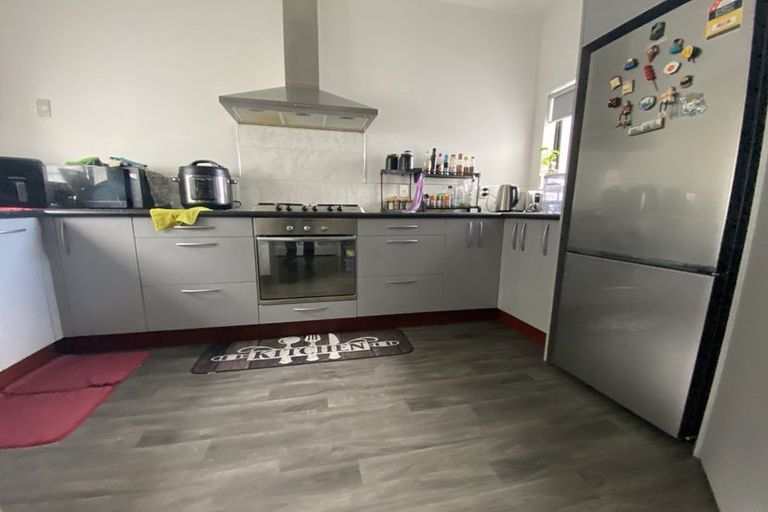 Photo of property in 6b Claverton Grove, Churton Park, Wellington, 6037