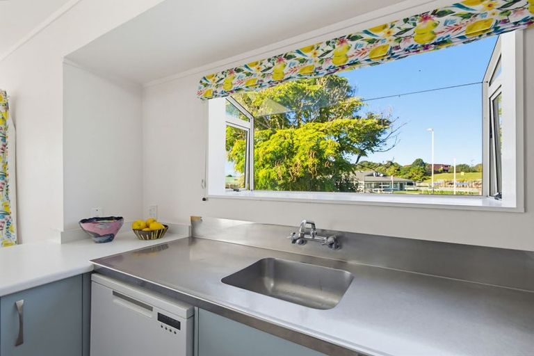 Photo of property in 22 Harbour Road, Ohope, 3121