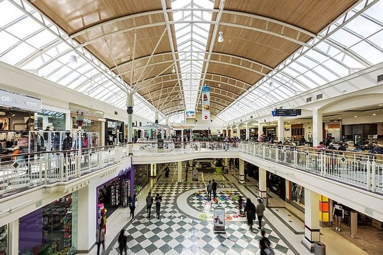 Photo of property in 18 Newington Road, Henderson, Auckland, 0612