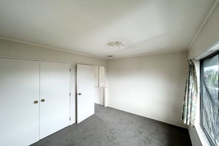 Photo of property in 3/8 Solana Court, Botany Downs, Auckland, 2010