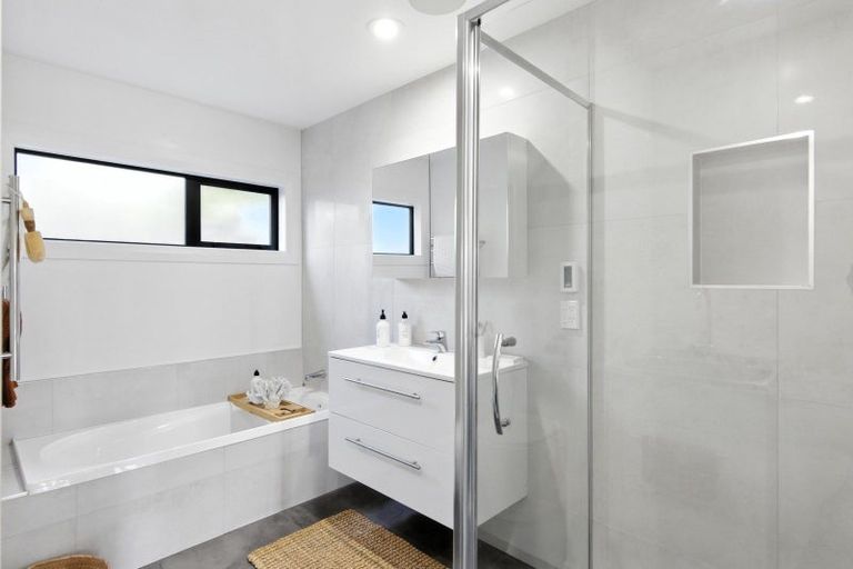 Photo of property in 1/118 Innes Road, St Albans, Christchurch, 8052