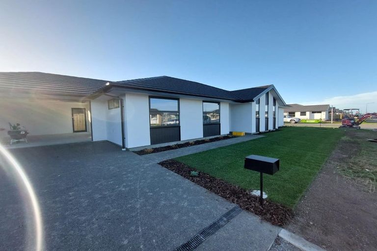 Photo of property in 80 Lenborough Drive, Rolleston, 7614