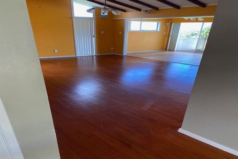 Photo of property in 199 Hobsonville Road, Hobsonville, Auckland, 0618