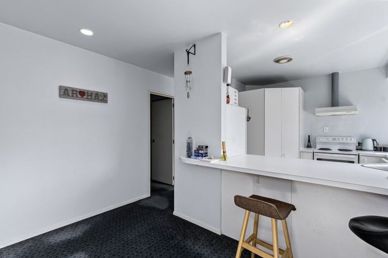 Photo of property in 46b Miro Street, New Lynn, Auckland, 0600