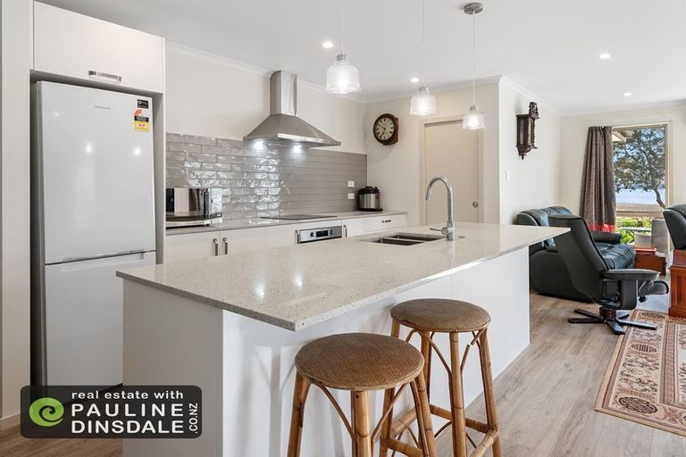 Photo of property in 12 Te Waiariki Way, Tamaterau, Whangarei, 0174