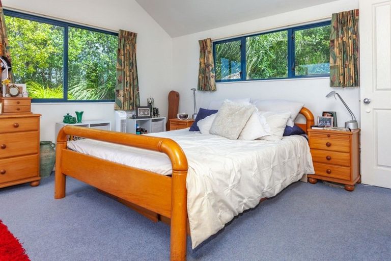 Photo of property in 107 Pacific View Drive, Whangamata, 3620