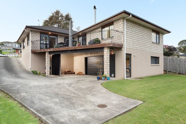 Photo of property in 93 Orion Drive, Welcome Bay, Tauranga, 3112