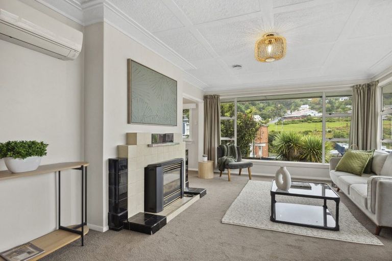 Photo of property in 369 South Road, Caversham, Dunedin, 9012