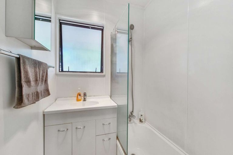 Photo of property in 16b Baxter Place, Owhata, Rotorua, 3010