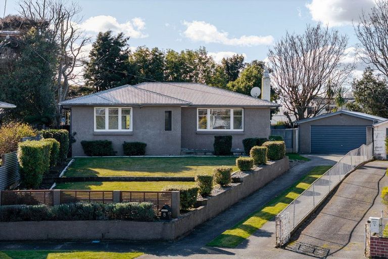Photo of property in 8 Stoke Place, Awapuni, Palmerston North, 4412