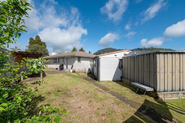 Photo of property in 21 Tania Crescent, Western Heights, Rotorua, 3015