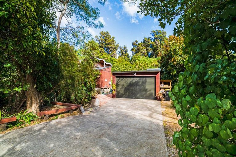 Photo of property in 14 Haile Lane, Pohara, Takaka, 7183