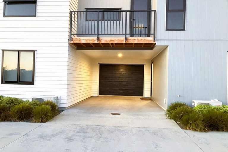 Photo of property in 8 Equine Way, Brookfield, 3110